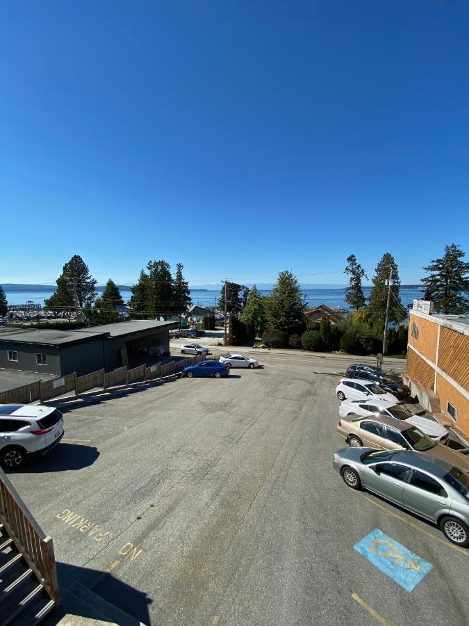 Beyond Bliss Suites & Spa Powell River Exterior photo